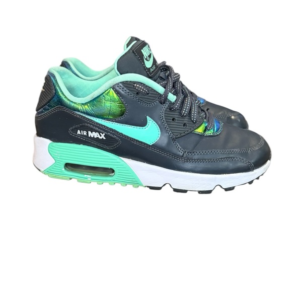 Nike Kids Air Max 90 Running Shoe Black and Green - Picture 1 of 8